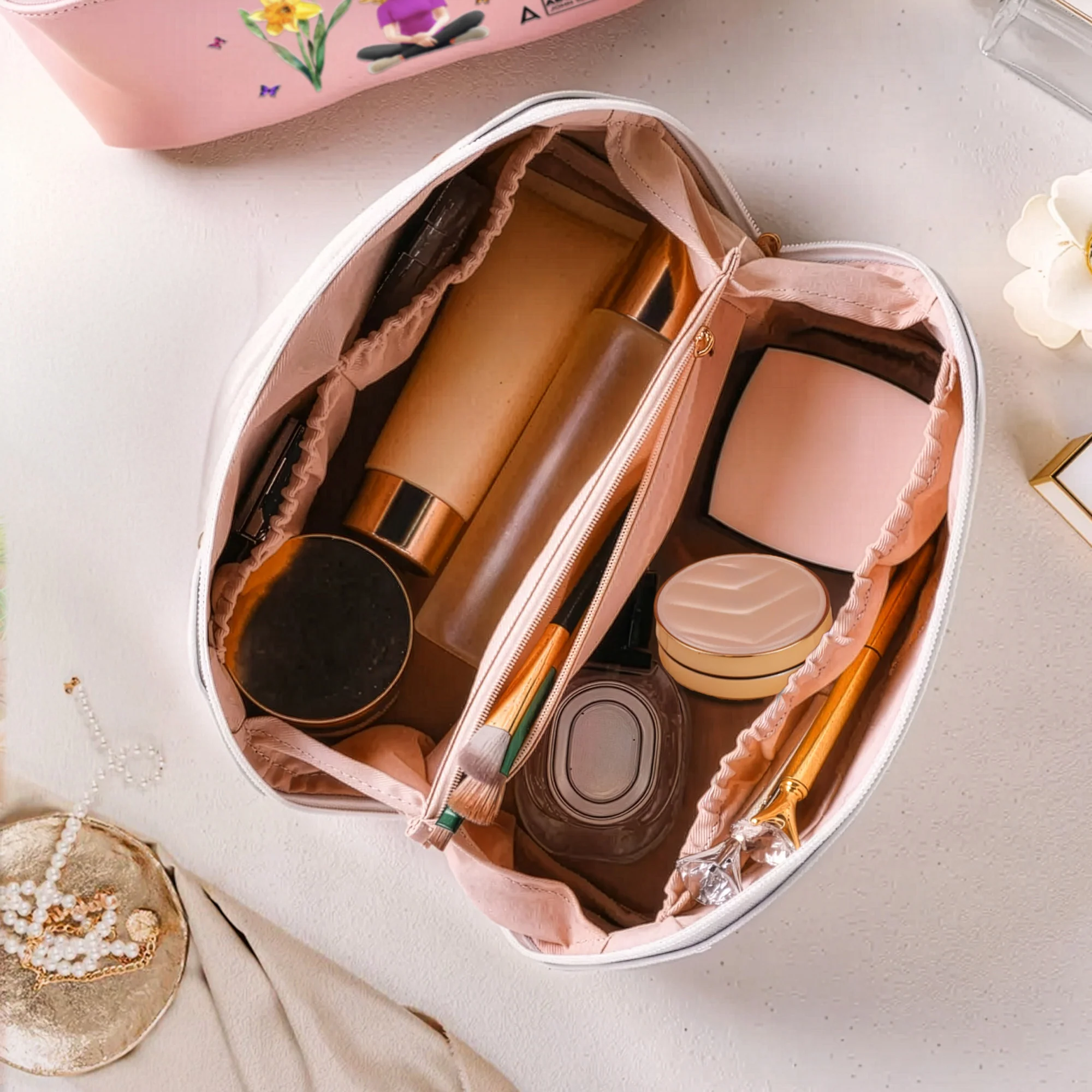 All My Cruise Crap - Personalized Leather Makeup Bag - Image 3