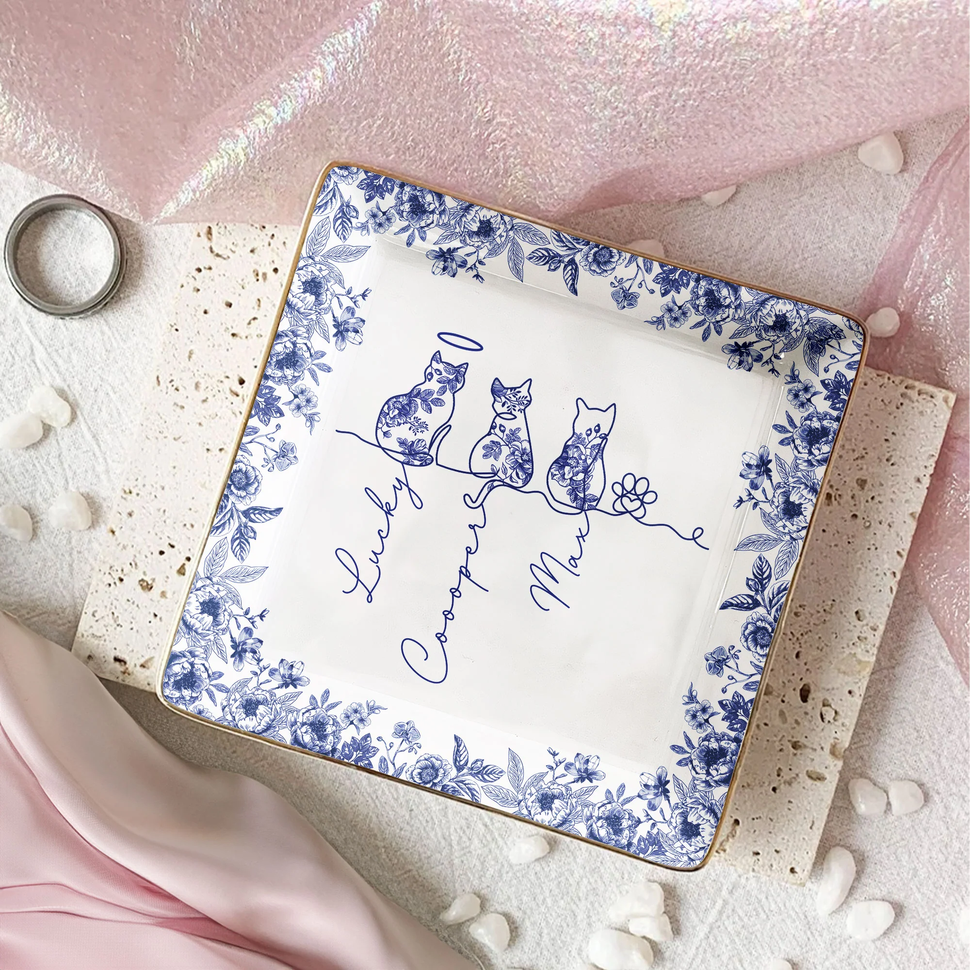 Cat Line Art Toile De Jouy Style Gift For Cat Lovers - Personalized Jewelry Dish - Image 2