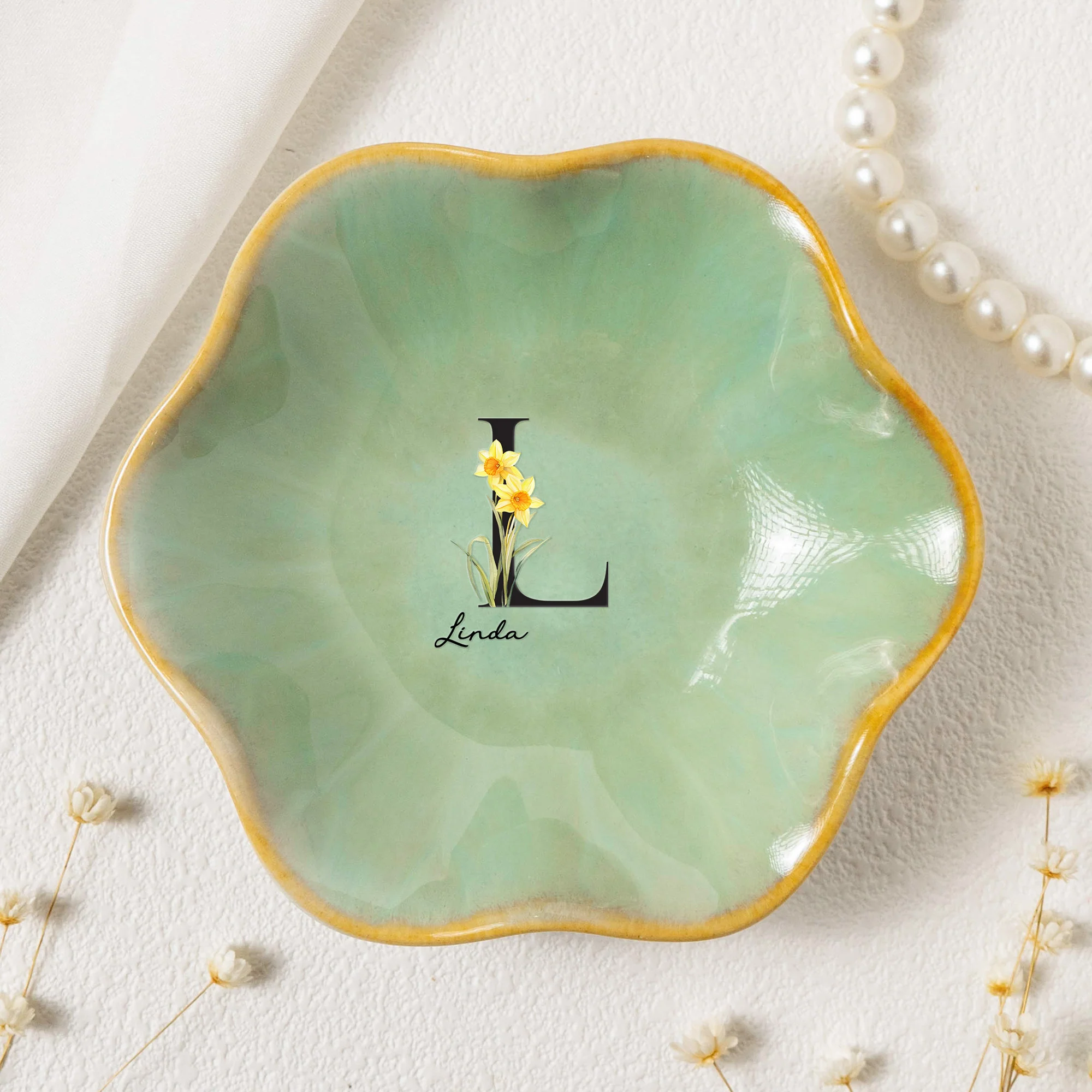 Custom Initial Name & Birth Flowers For Her, Wife, Friends, Sisters, Mom, Daughters - Personalized Jewelry Dish - Image 2
