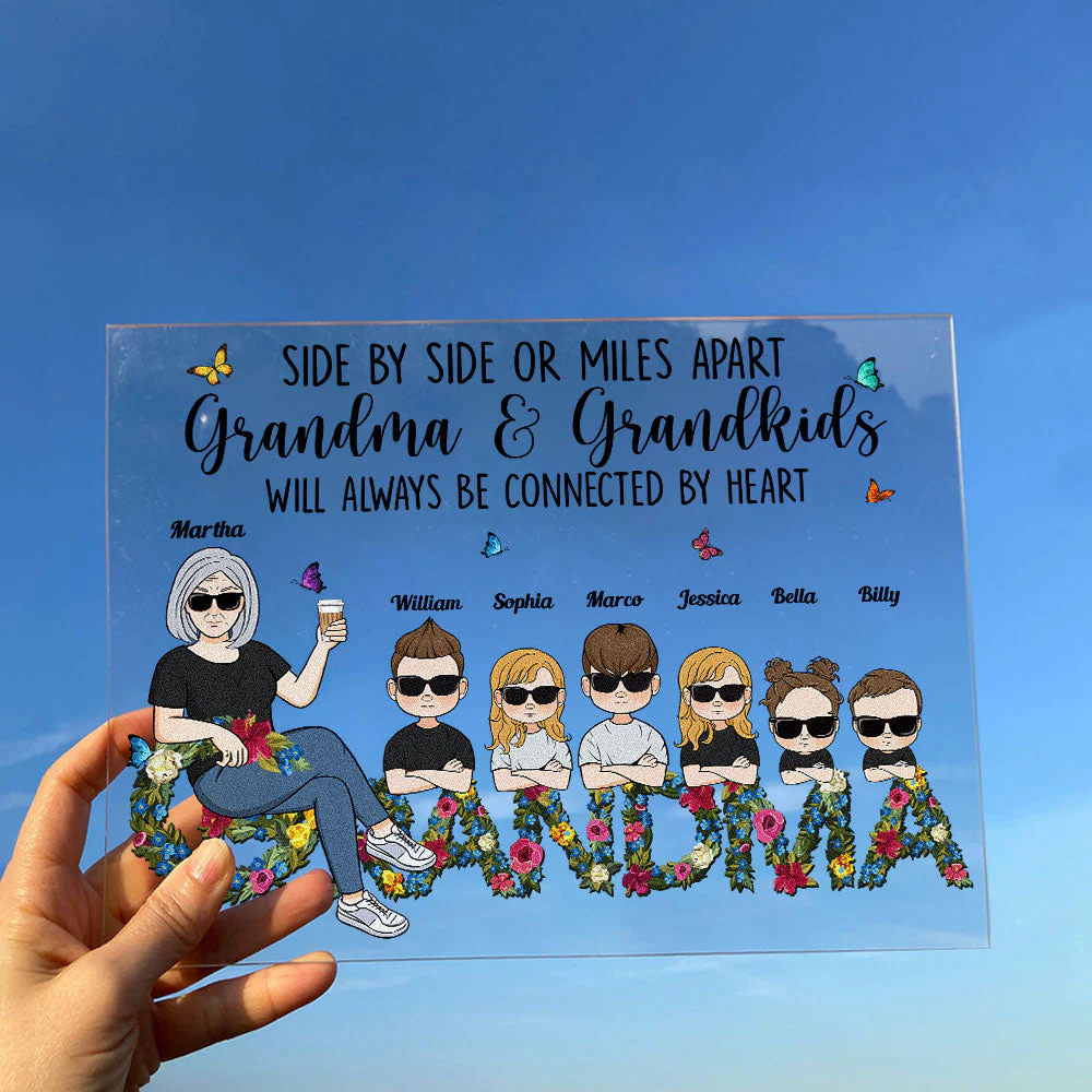 Grandma And Grandkids Will Always Be Connected By Heart Ver 2 - Personalized Acrylic Plaque - Image 4