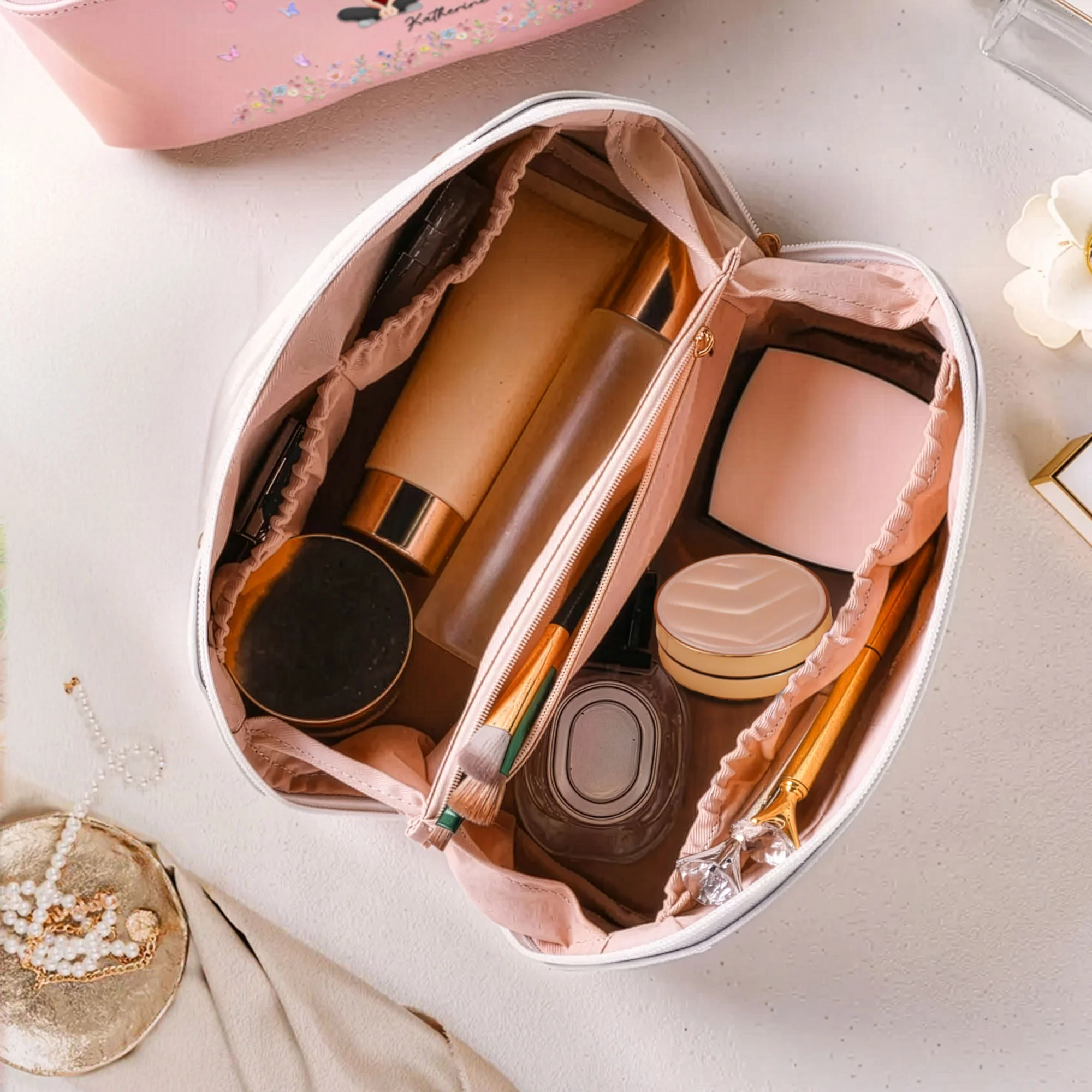 Initial Name Floral - Personalized Leather Makeup Bag - Image 3