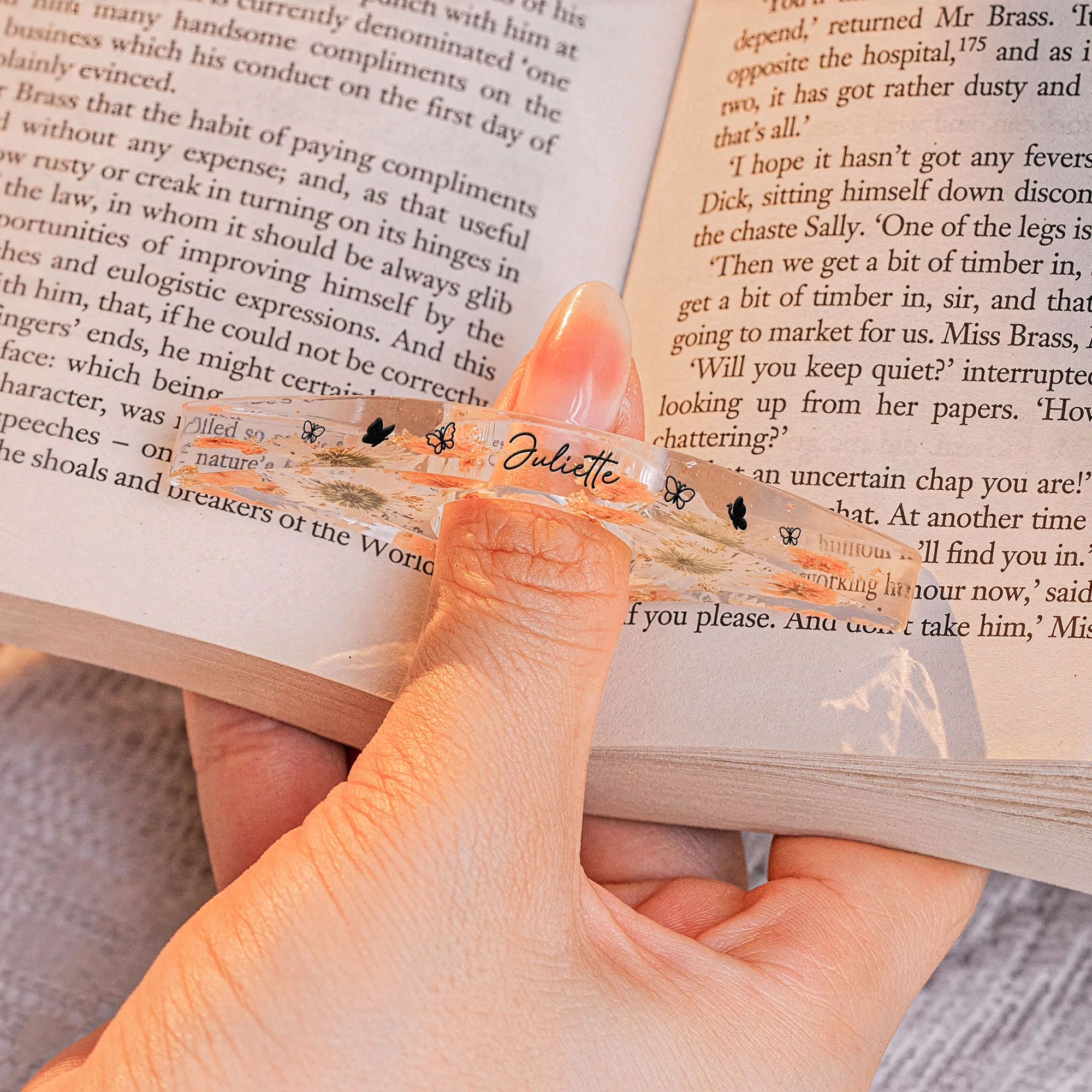 Real Flower, Floral Flower, Book Lover - Personalized Resin Book Page Holder - Image 3