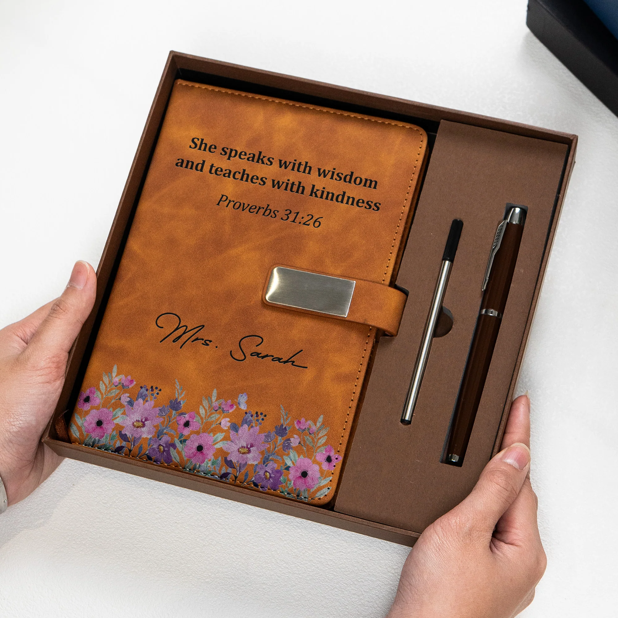 She Speaks With Wisdom And Teaches With Kindness, Proverbs 31:26 - Personalized Notebook Set - Image 3