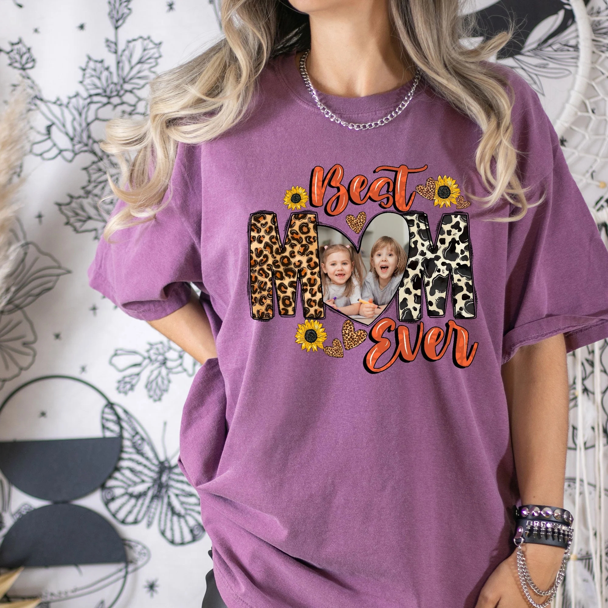 The Best Mom - Personalized Photo Comfort Tee - Image 4